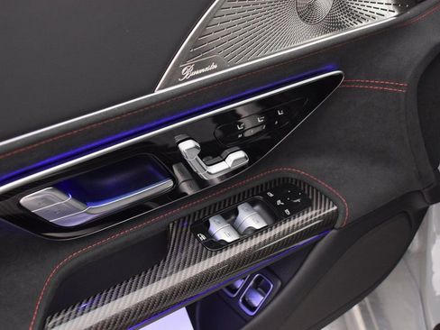 New 2025 Mercedes-Benz SL 63 AMG S e Performance 4MATIC image 18
