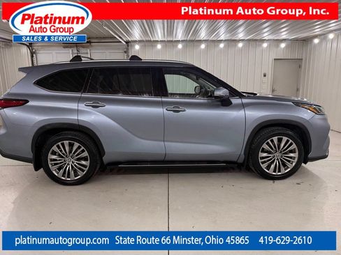 Used 2023 Toyota Highlander Platinum AWD/4WD image 6