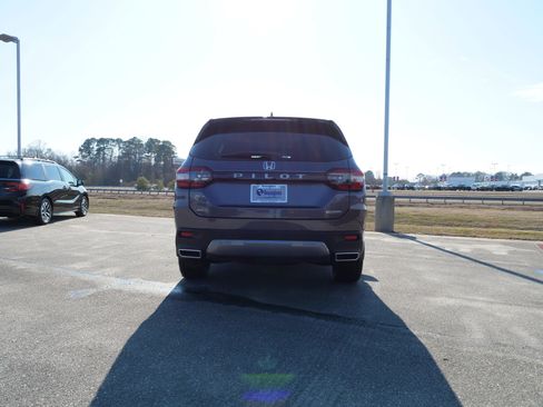 New 2026 Honda Pilot Touring image 4