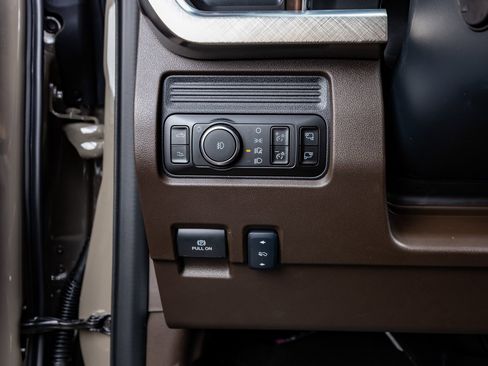 Used 2026 Ford F250 King Ranch w/ Chrome Package image 22