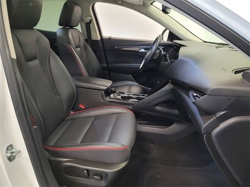 Used 2023 Buick Envision Essence w/ Sport Touring Package image 15
