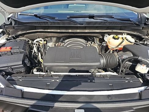 Used 2021 Chevrolet Suburban Z71 w/ Rear Media and Nav Package image 4