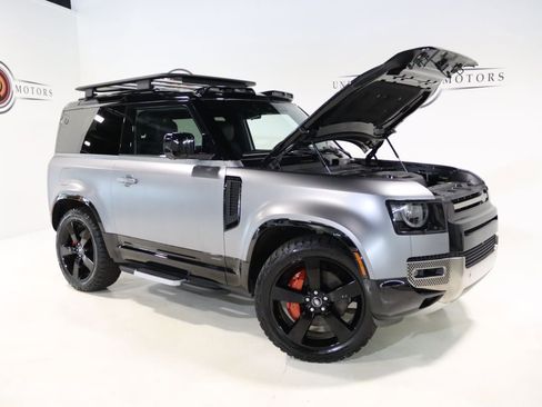 Used 2023 Land Rover Defender 90 X AWD/4WD image 32