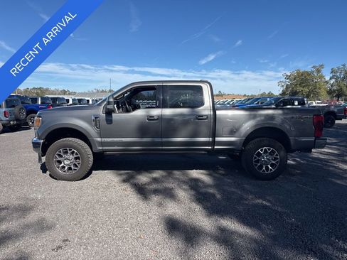 Used 2022 Ford F350 Lariat w/ Lariat Ultimate Package image 2