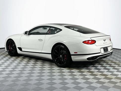 Used 2022 Bentley Continental GT AWD/4WD image 3