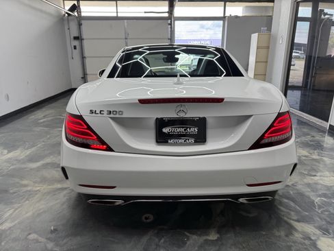Used 2020 Mercedes-Benz SLC 300 image 4