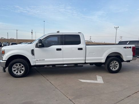 Used 2022 Ford F250 XLT image 3