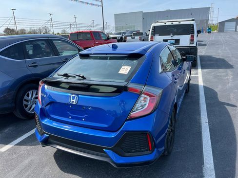 Used 2017 Honda Civic EX image 3