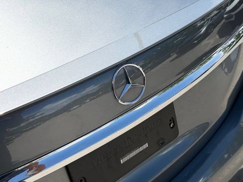 Used 2020 Mercedes-Benz E 350 Sedan image 17