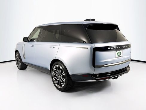 Used 2023 Land Rover Range Rover Long Wheelbase Autobiography image 7