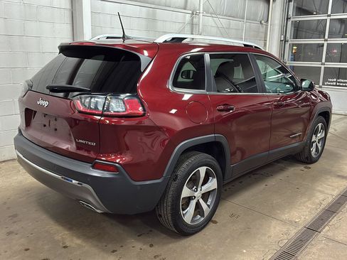 Used 2020 Jeep Cherokee Limited w/ Technology Group FWD image 2