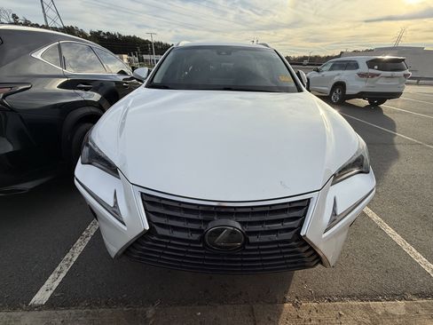 Used 2019 Lexus NX 300 FWD image 5