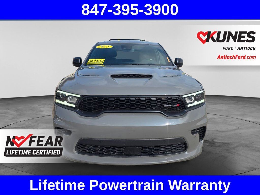 Used 2025 Dodge Durango R/T AWD/4WD image 2