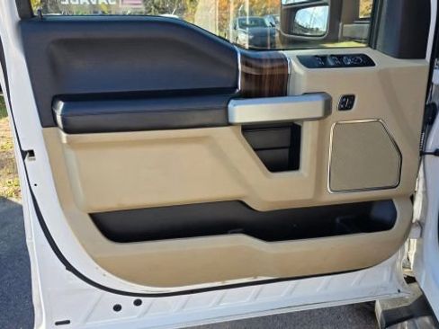 Used 2016 Ford F150 Lariat AWD/4WD image 55