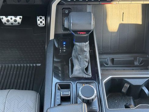 Used 2022 Toyota Tundra SR5 image 6