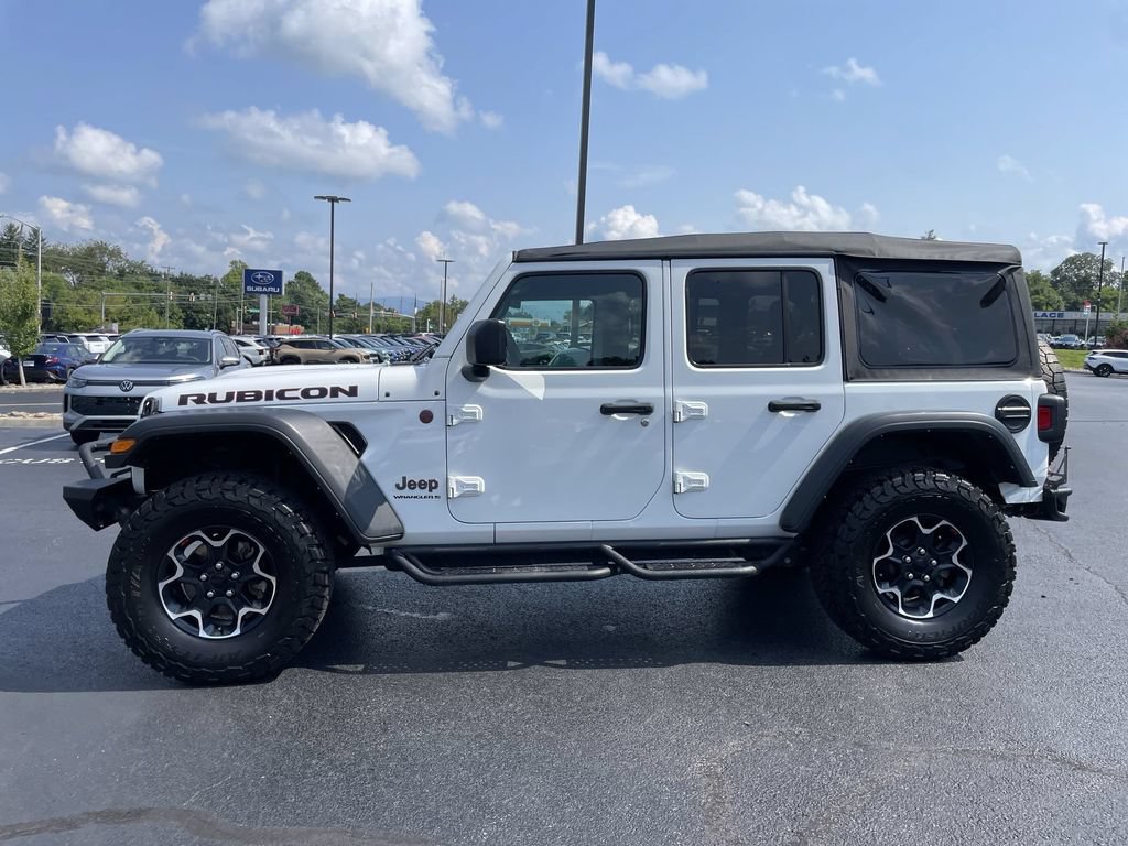 Used 2023 Jeep Wrangler Unlimited Rubicon AWD/4WD image 3