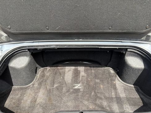 Used 2006 Nissan 350Z Touring RWD image 32
