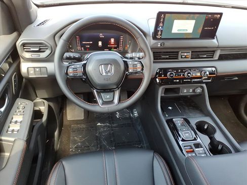 New 2026 Honda Pilot TrailSport image 11