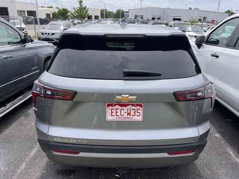 Used 2025 Chevrolet Equinox LT AWD/4WD image 4