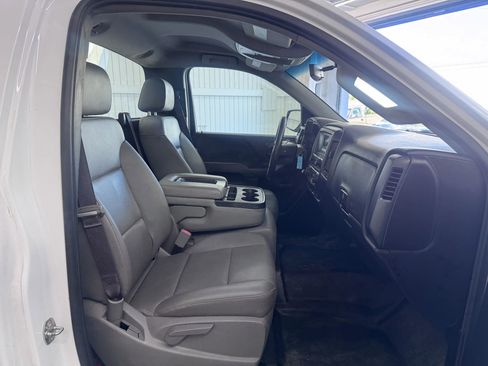 Used 2017 Chevrolet Silverado 1500 W/T RWD image 10