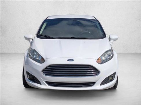 Used 2018 Ford Fiesta SE FWD image 2