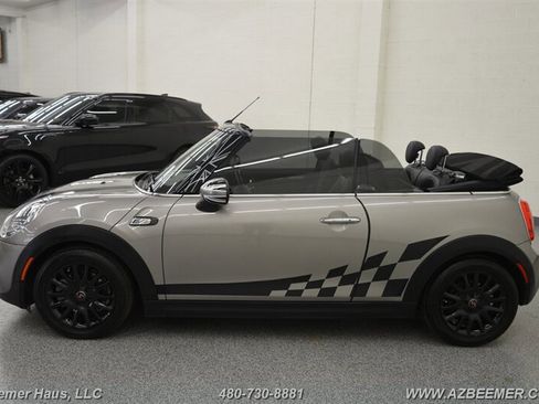 Used 2017 MINI Cooper S image 3