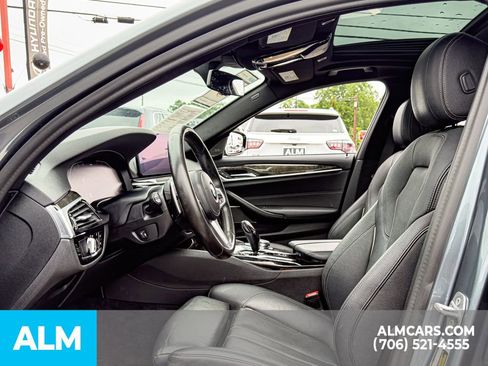 Used 2021 BMW 530i w/ M Sport Package RWD image 10