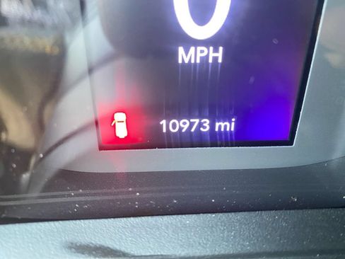 Used 2025 Jeep Wrangler Sport AWD/4WD image 29