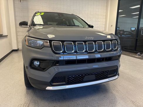 Used 2022 Jeep Compass Limited image 32