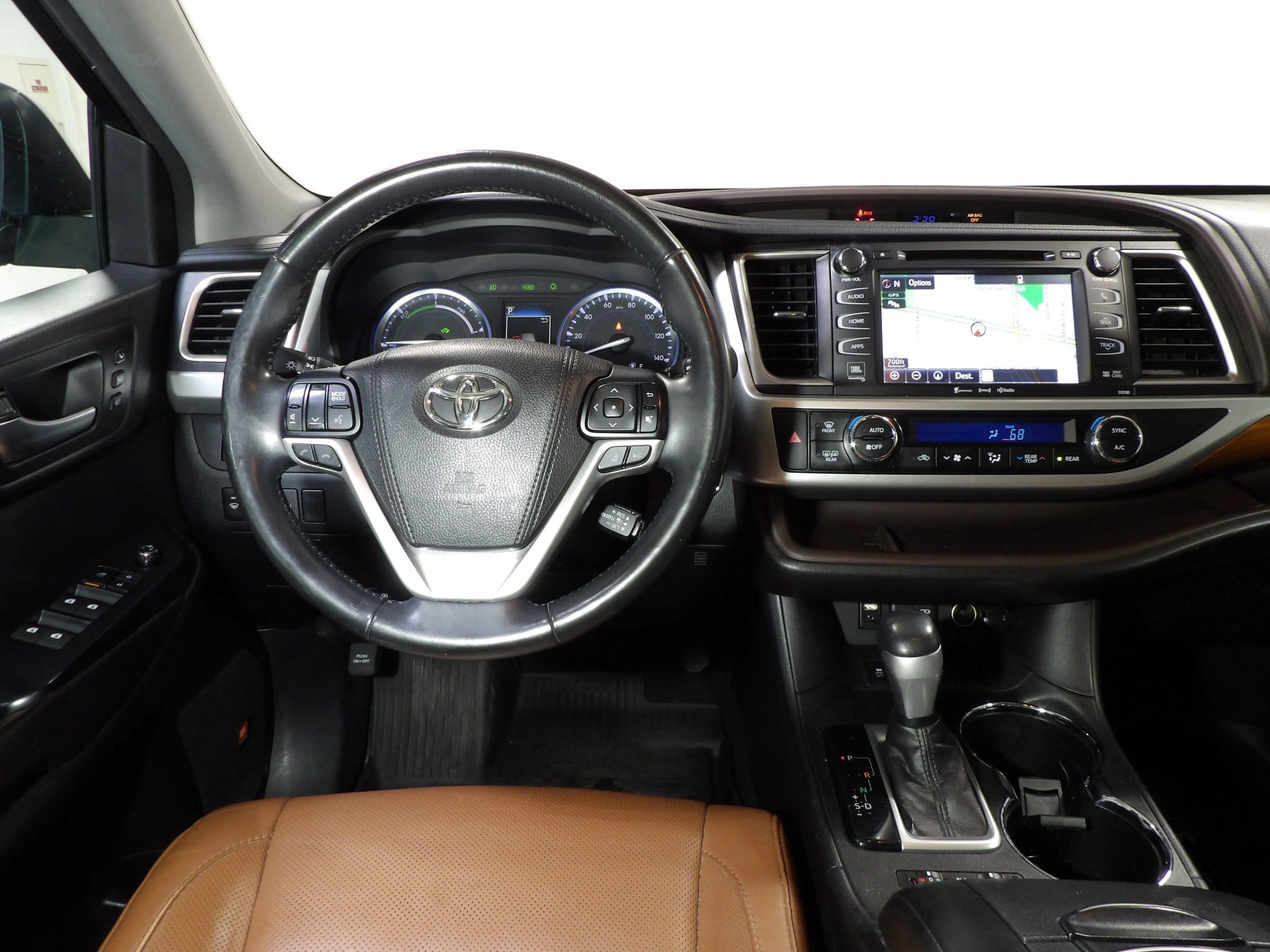 Used 2017 Toyota Highlander Limited Platinum AWD/4WD image 17