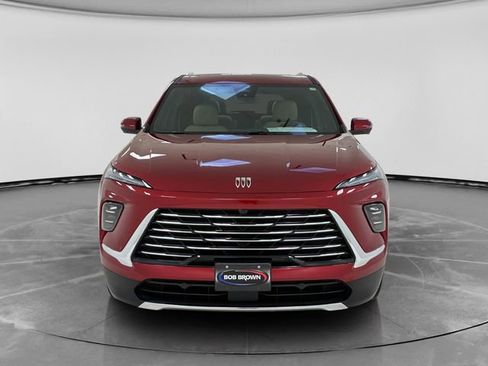 Used 2025 Buick Enclave Preferred w/ Power Package image 8