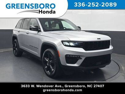 Used 2023 Jeep Grand Cherokee Limited w/ Black Appearance Package