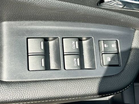 Used 2025 Honda Ridgeline RTL image 17