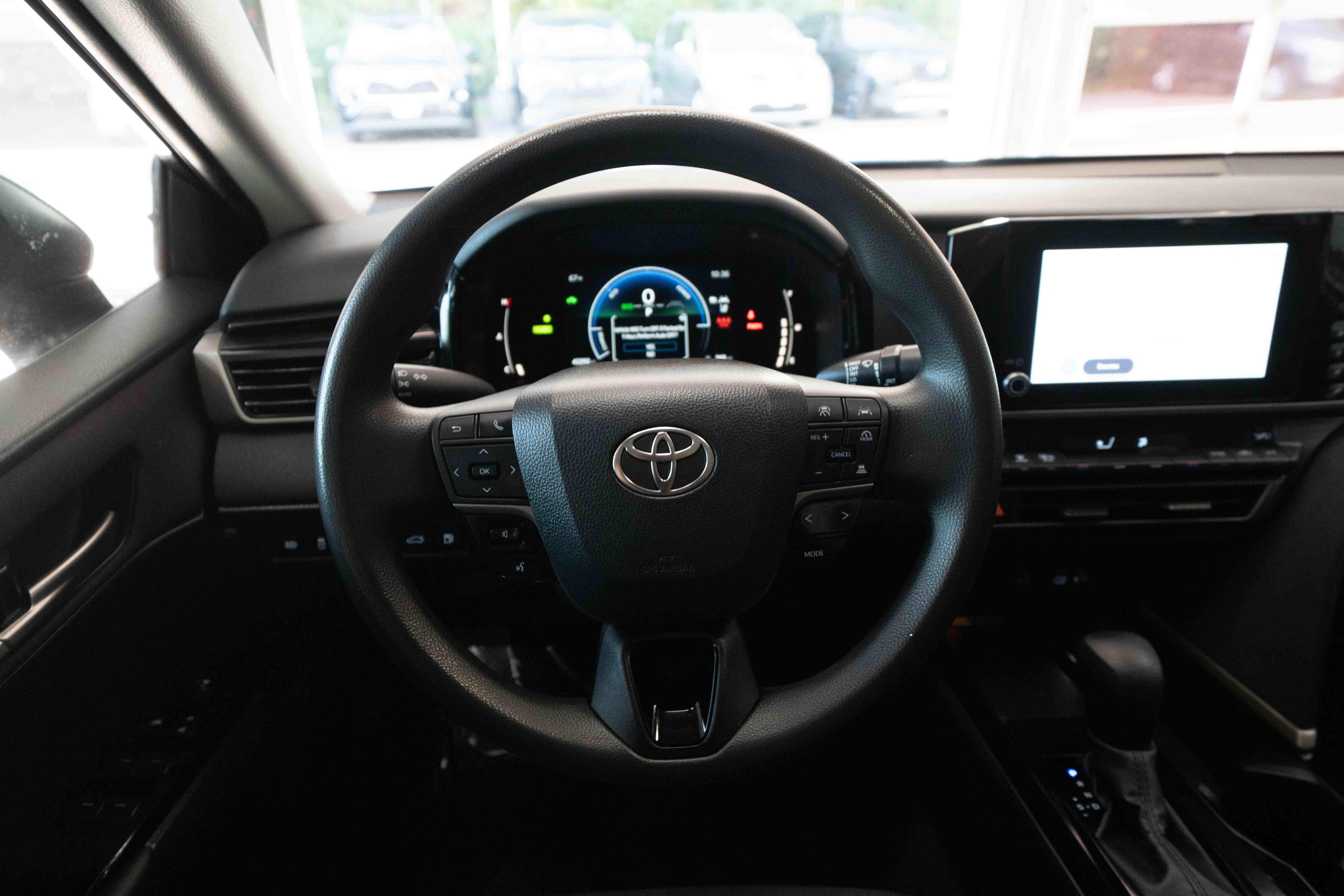 Used 2025 Toyota Camry LE FWD image 21