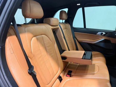 Used 2020 BMW X5 xDrive40i w/ Premium Package image 30