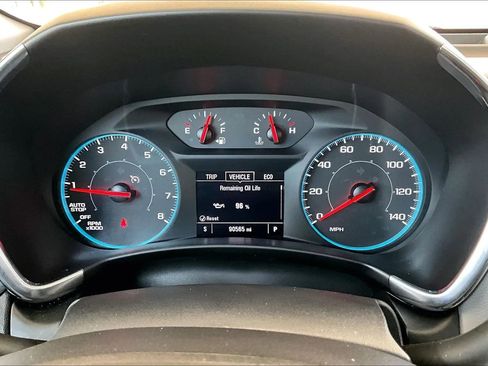 Used 2020 Chevrolet Equinox LS image 12