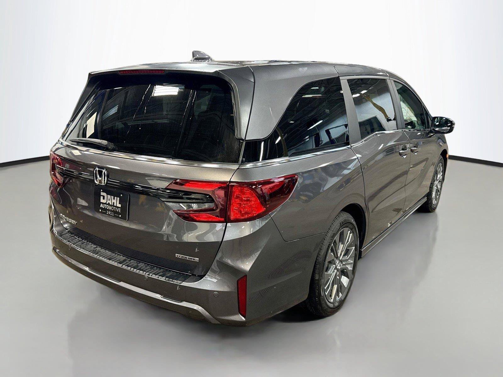 New 2027 Honda Odyssey Touring image 13