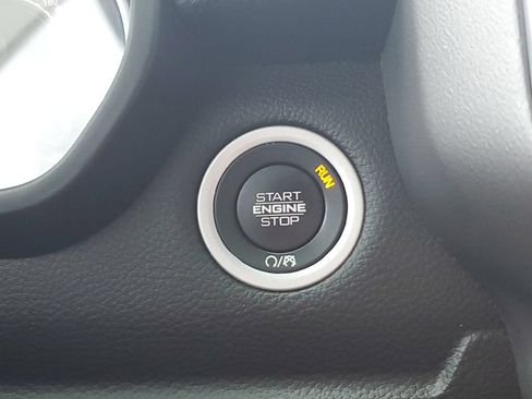 Used 2022 RAM 1500 Big Horn AWD/4WD image 30