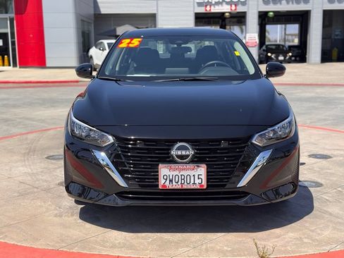 Certified 2025 Nissan Sentra SV FWD image 3