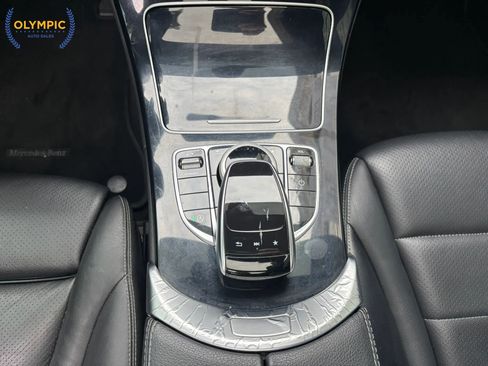 Used 2018 Mercedes-Benz C 300 4MATIC Sedan image 28