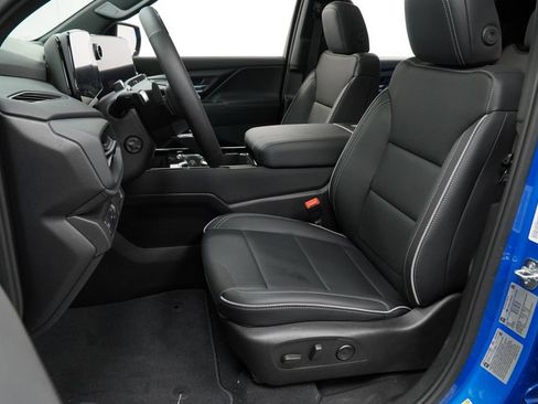 New 2026 Chevrolet Silverado EV LT AWD/4WD image 6