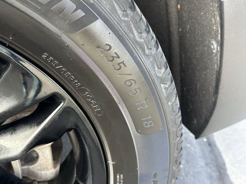 Used 2019 Chevrolet Blazer LT image 36