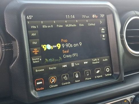 Used 2023 Jeep Wrangler Unlimited Sahara w/ Cold Weather Group image 16