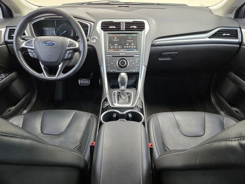 Used 2015 Ford Fusion Titanium image 11