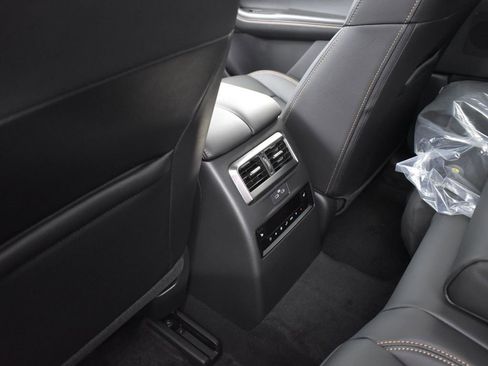 Certified 2026 MAZDA CX-90 3.3 Turbo w/ Preferred Package image 26