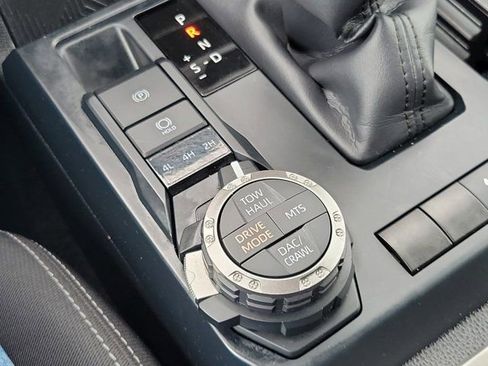 Used 2024 Toyota Tacoma TRD Off-Road image 26