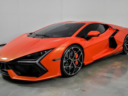 Used 2024 Lamborghini Revuelto AWD/4WD image 6