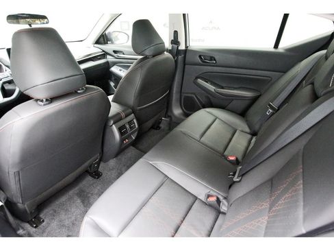 New 2026 Nissan Altima 2.5 SR w/ SR Premium Package FWD image 11