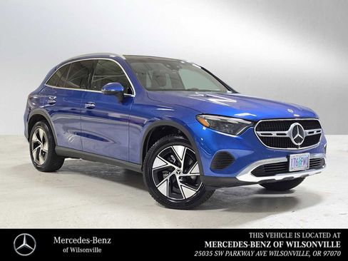 Certified 2024 Mercedes-Benz GLC 300 4MATIC image 1