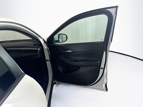 Used 2025 Buick Encore GX Preferred image 33